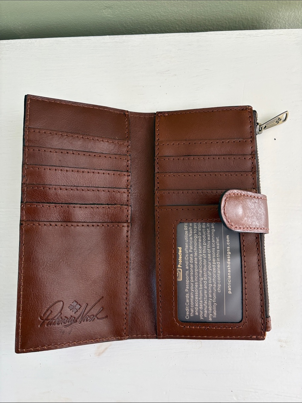 Patricia Nash Nazari leather mini wallet - Picture 4 of 5